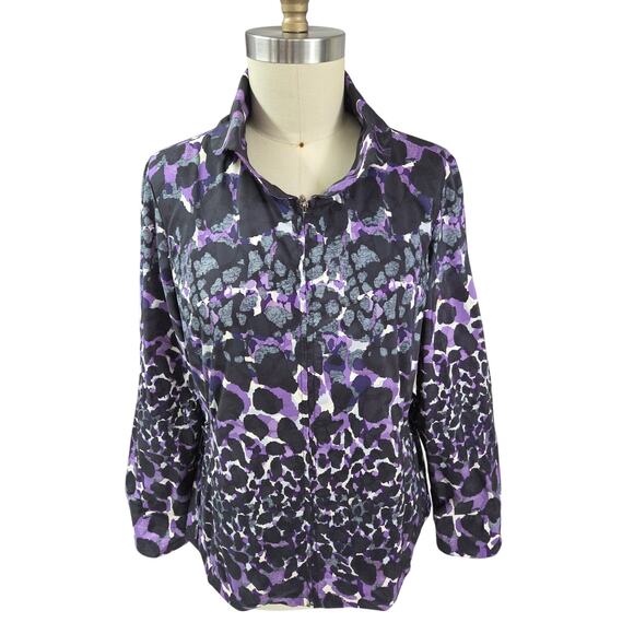 Chico’s Zenergy Purple Print Zip Jacket Size 3 Excellent - Picture 4 of 6